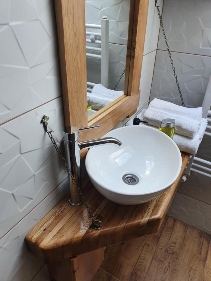 Pensiunea Transilvania Covasna Kamer foto