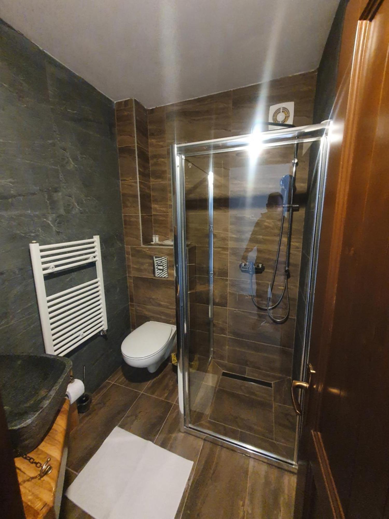 Pensiunea Transilvania Covasna Kamer foto