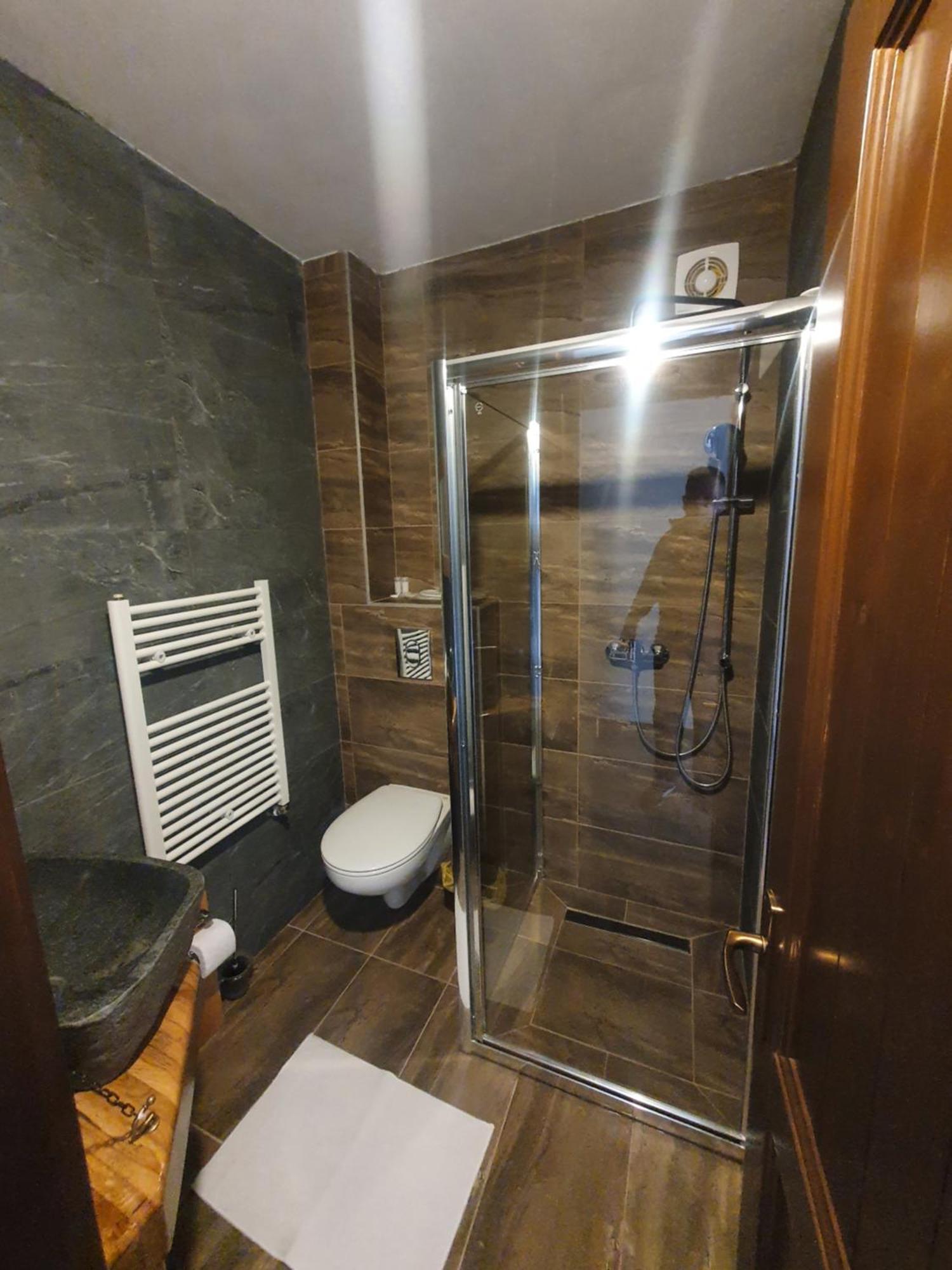 Pensiunea Transilvania Covasna Kamer foto